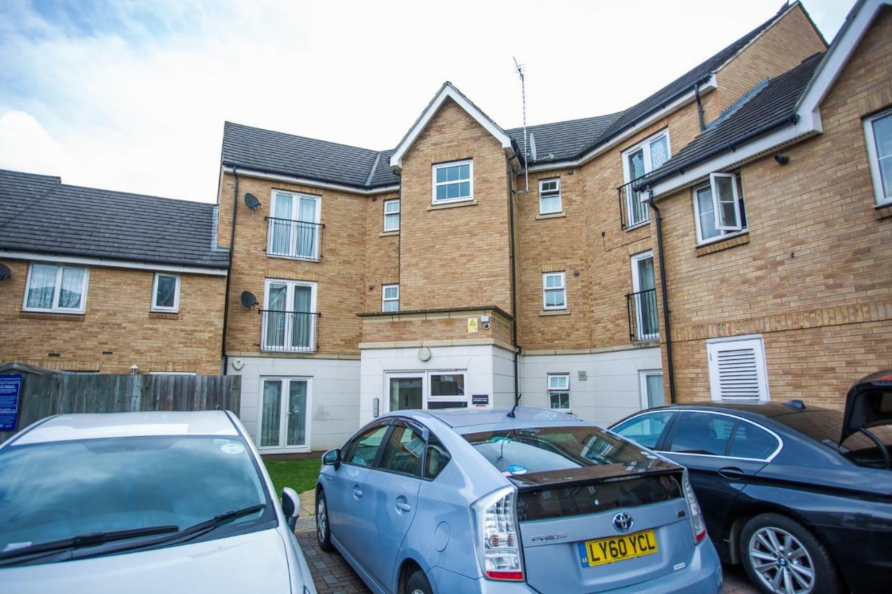 Superior 2 Bedroom Apartments London Bagian luar foto