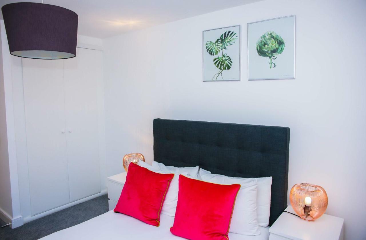 Superior 2 Bedroom Apartments London Bagian luar foto