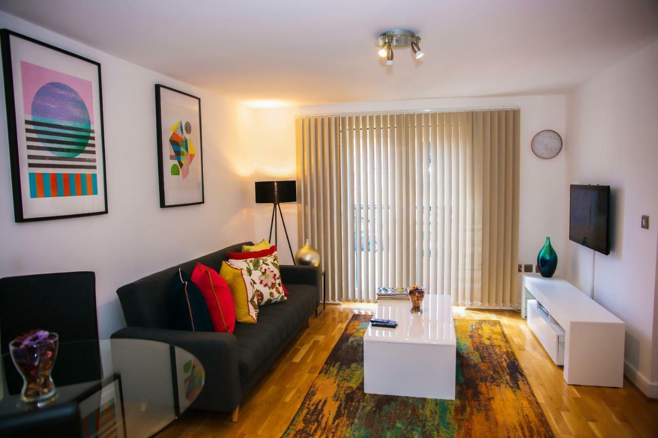 Superior 2 Bedroom Apartments London Bagian luar foto