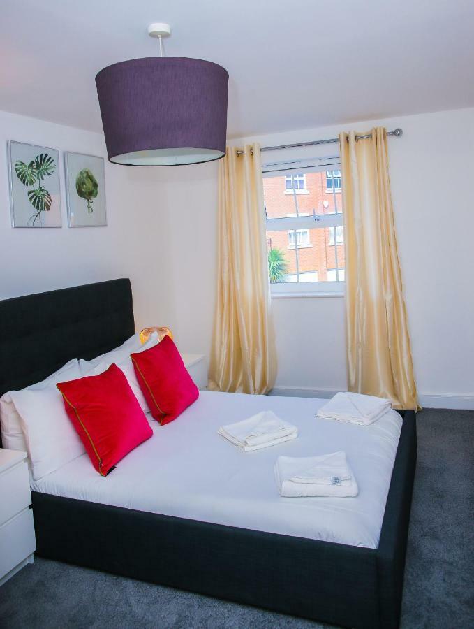Superior 2 Bedroom Apartments London Bagian luar foto